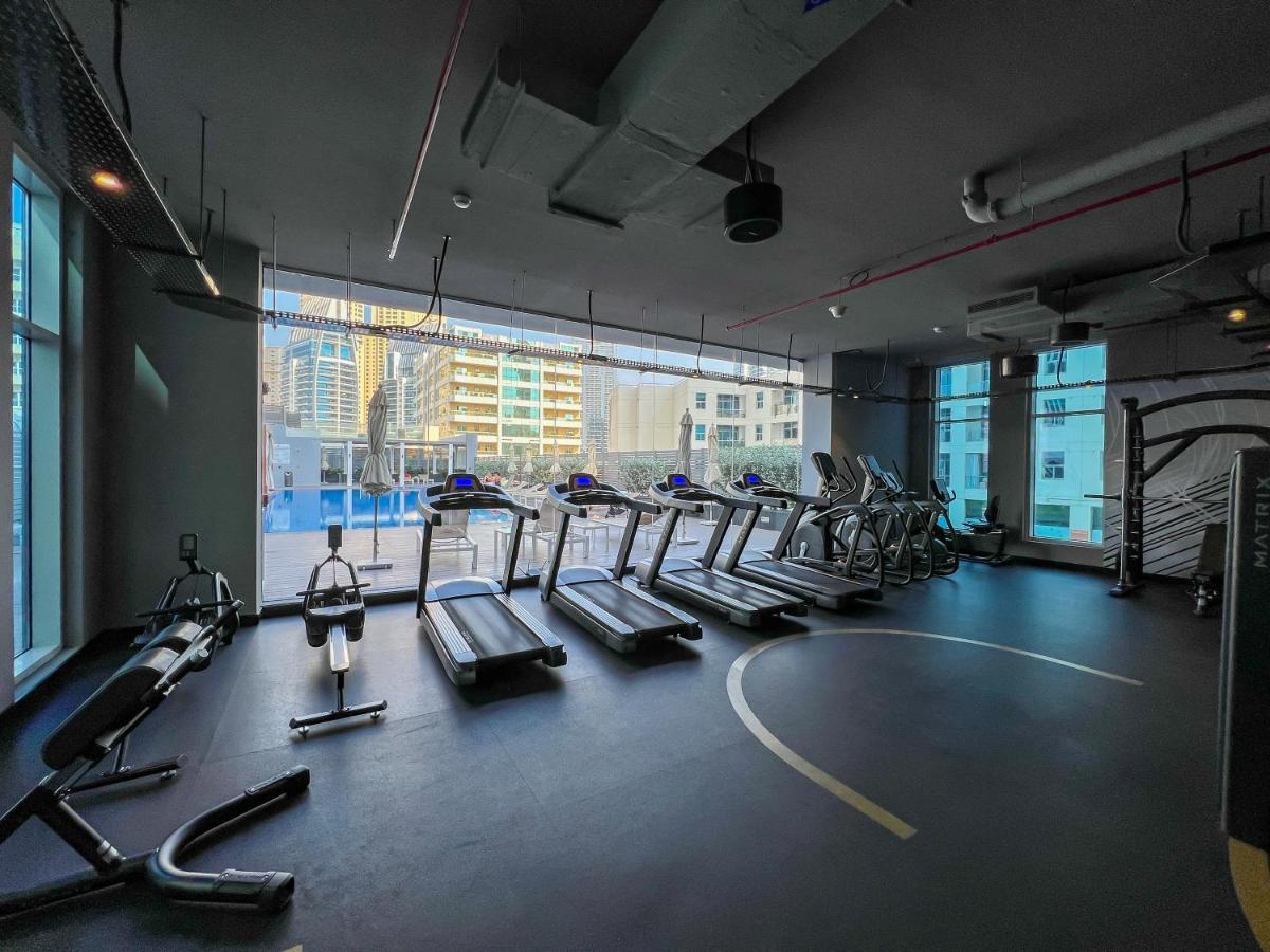 Fam Living - Marina Marvel - Studio Apartment With Breathtaking Views In Studio One Tower Dubai Exterior foto